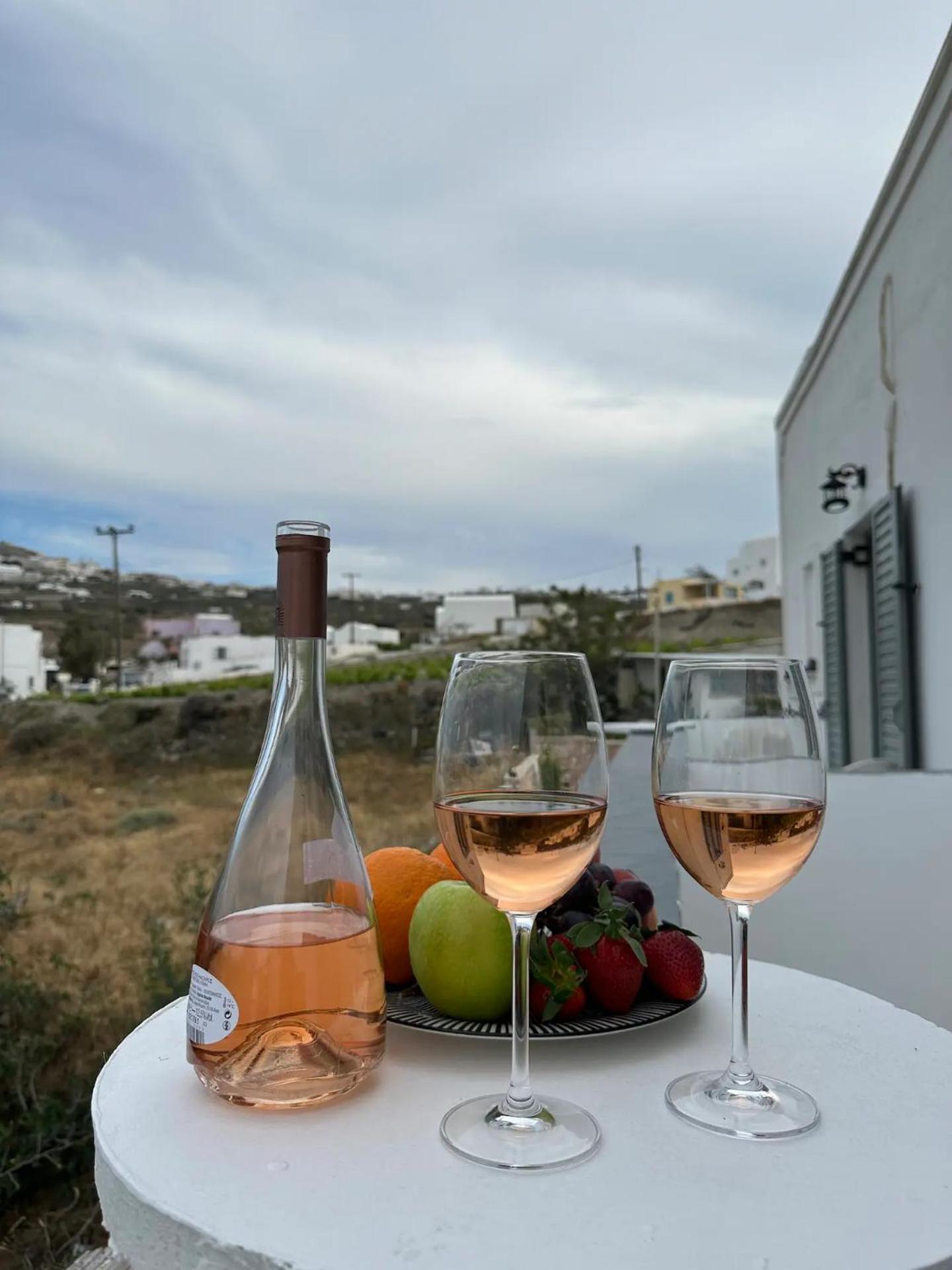 Nicole Rooms Santorini Вотон Экстерьер фото