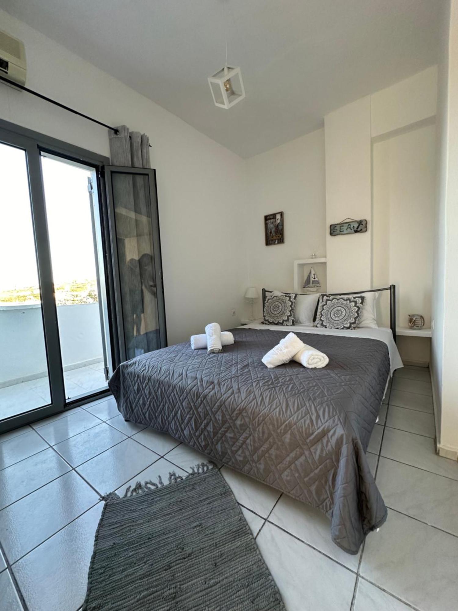 Nicole Rooms Santorini Вотон Экстерьер фото