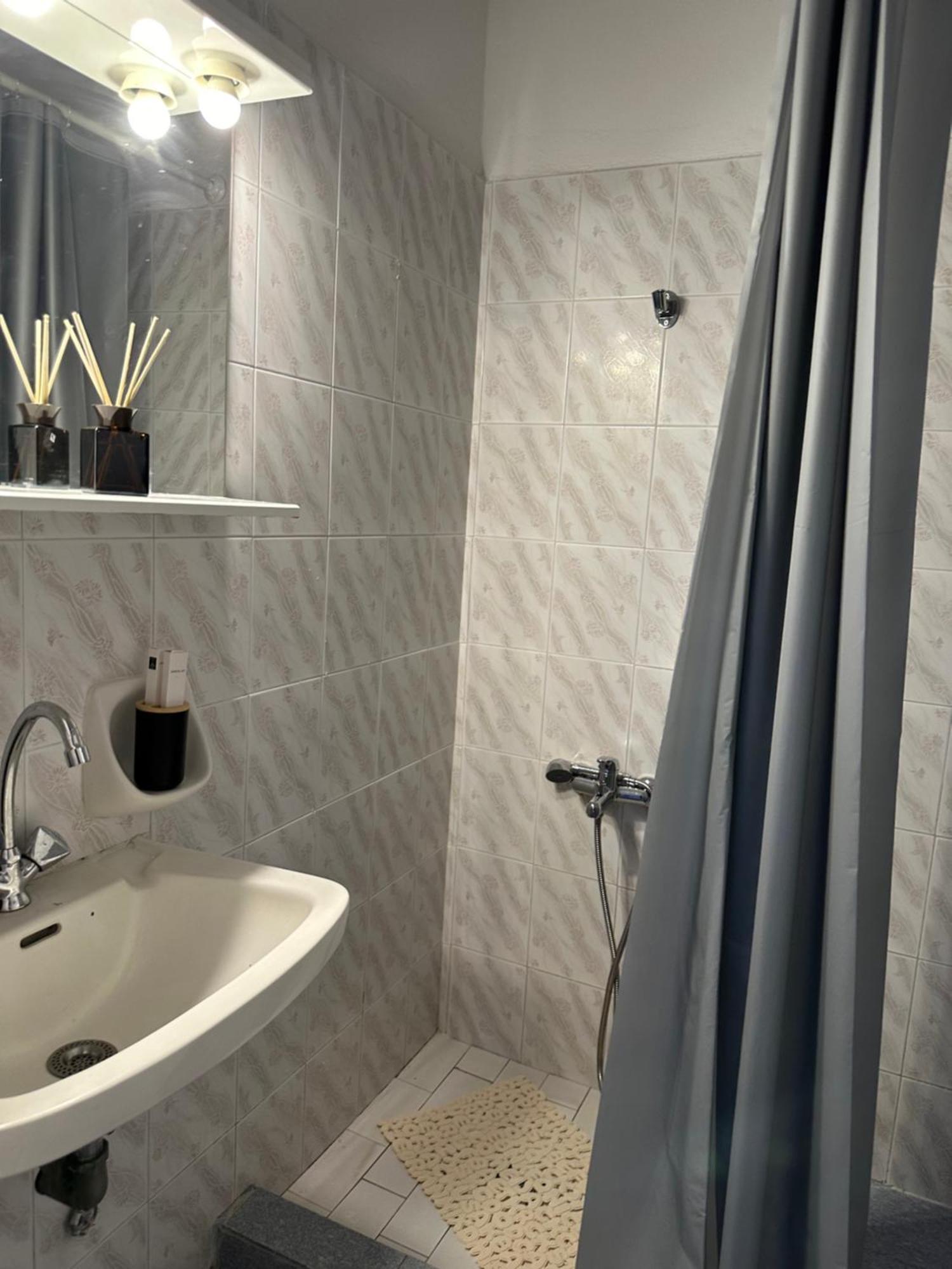 Nicole Rooms Santorini Вотон Экстерьер фото