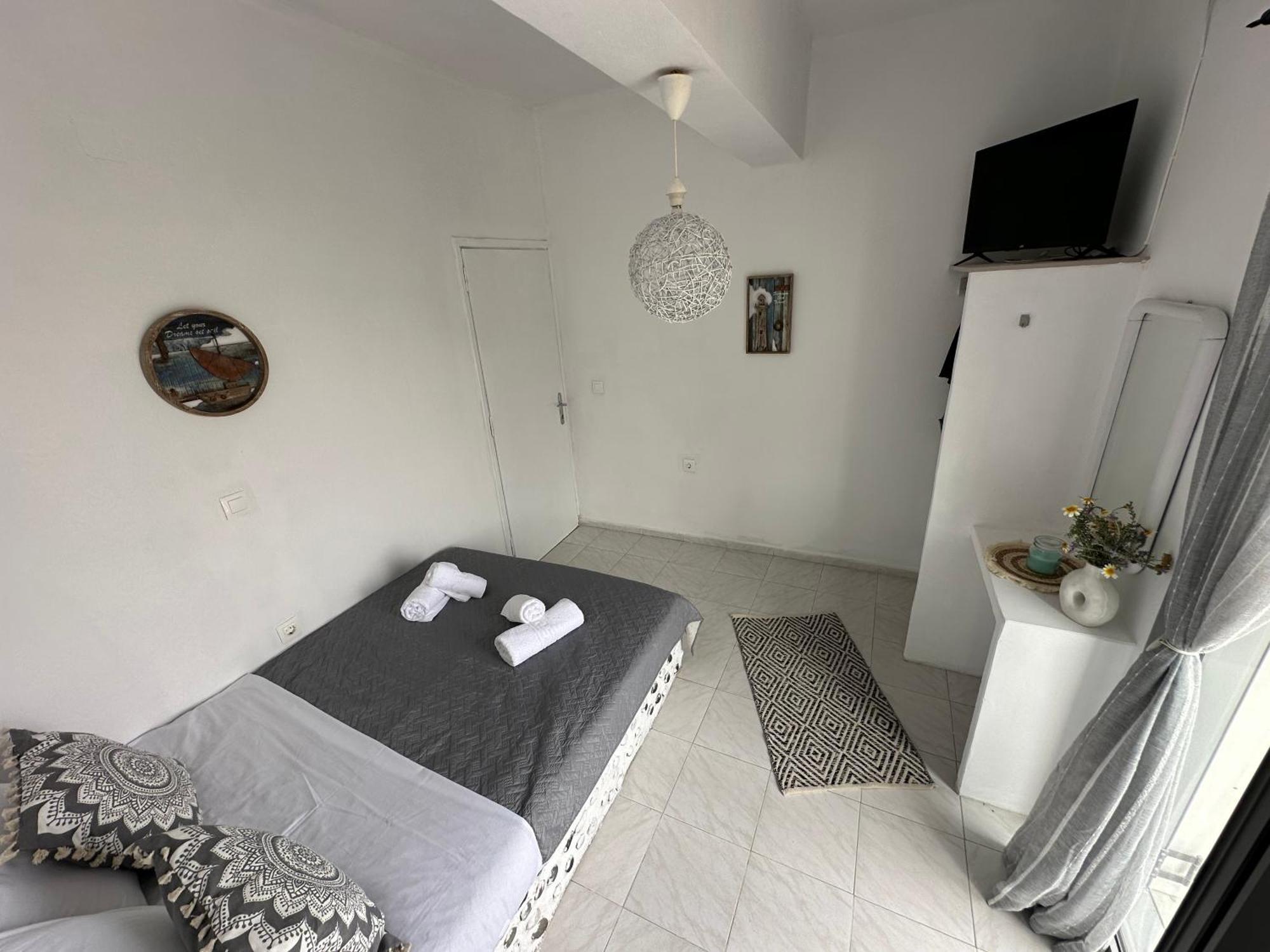 Nicole Rooms Santorini Вотон Экстерьер фото